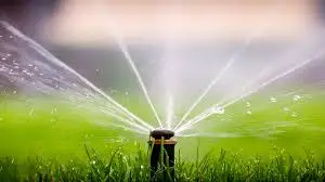 Water-Spraying-From-Different-Types-Of-Sprinklers