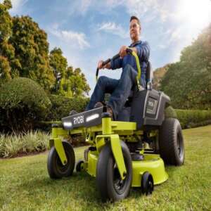 Which-Lawn-Mower-Should-Prefer