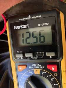 Check The Coltage With Voltmeter